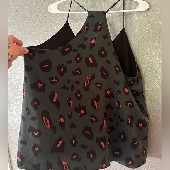 Woman’s Vici Size L Green Coral Print Razor Back Tank Top NWT - Picture 9 of 9